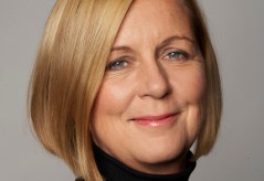 Jämställdhetsminister Maria Arnholm tar krafttag mot näthatet (regeringen.se).