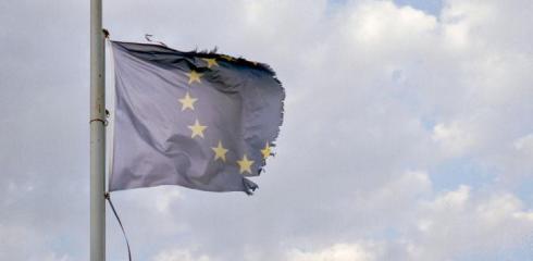 eu-flagbroken_0