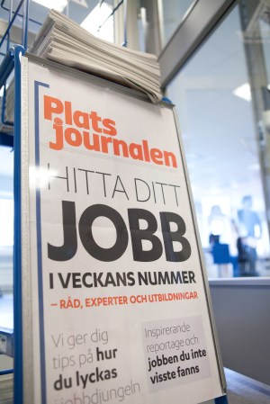 FLER FÅR JOBB. Och få av de arbetslösa i Sverige är arbetslösa i ett år eller längre. Foto: Arbetsförmedlingen, Camilla Veide.