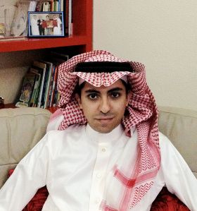 Raif Badawi, foto via Svenska Pen/Wikimedia.